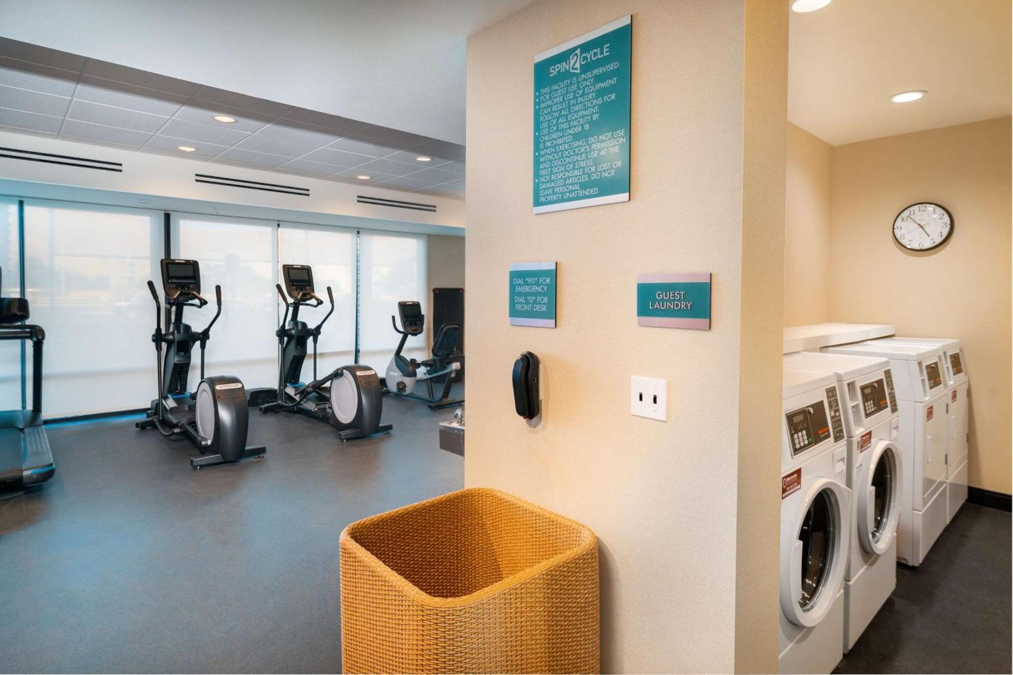 Home2 Suites Corona, Ca Zewnętrze zdjęcie